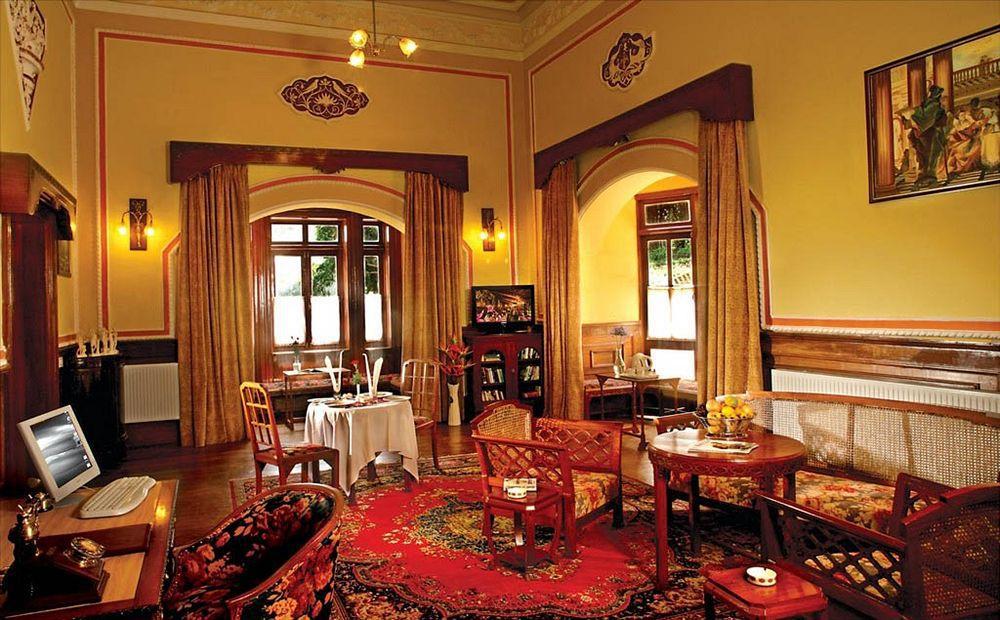 Welcomheritage Fernhills Royal Palace Ooty Exterior photo