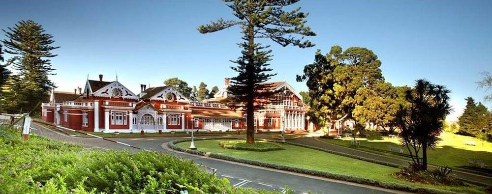 Welcomheritage Fernhills Royal Palace Ooty Exterior photo