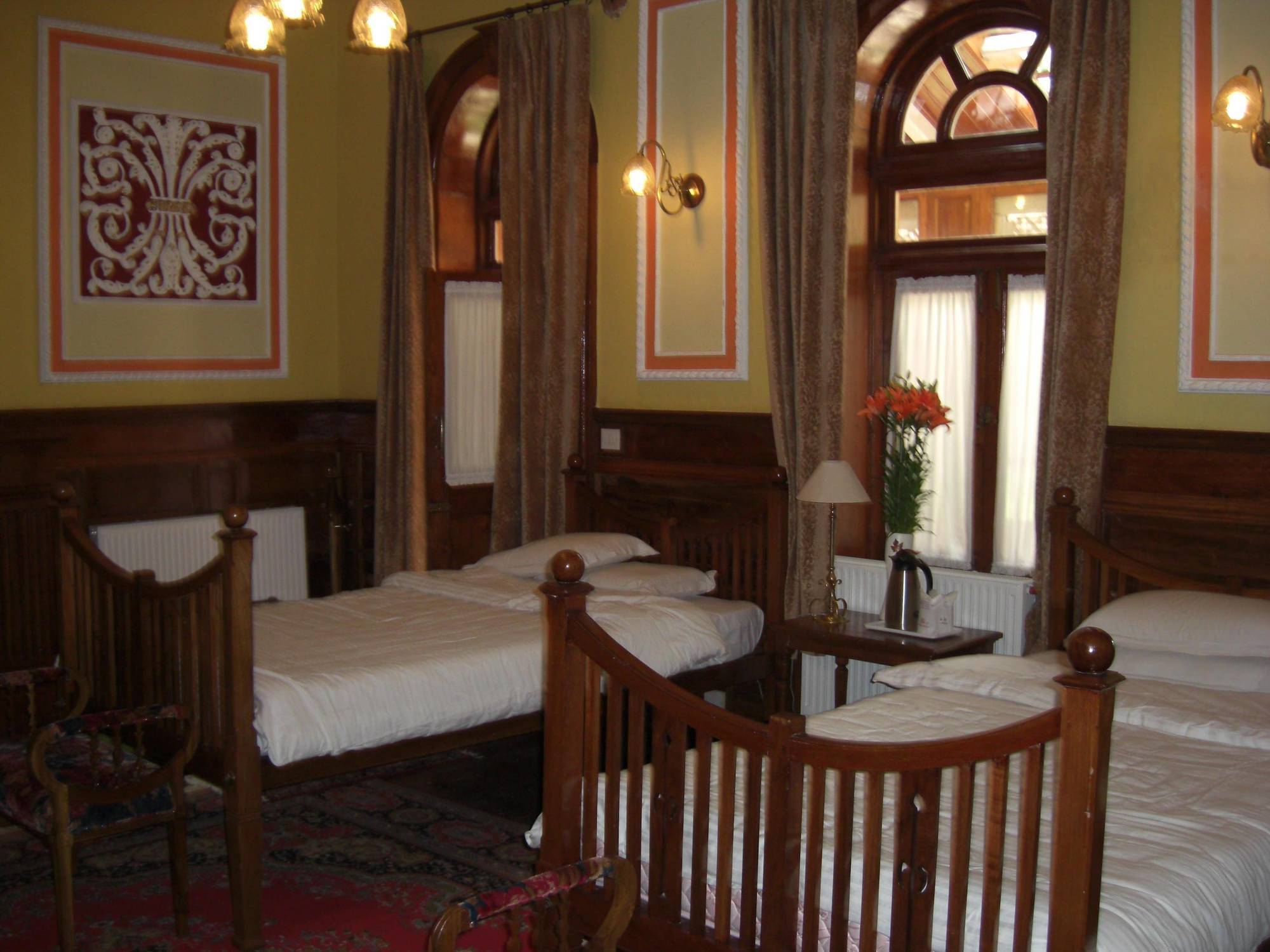 Welcomheritage Fernhills Royal Palace Ooty Exterior photo